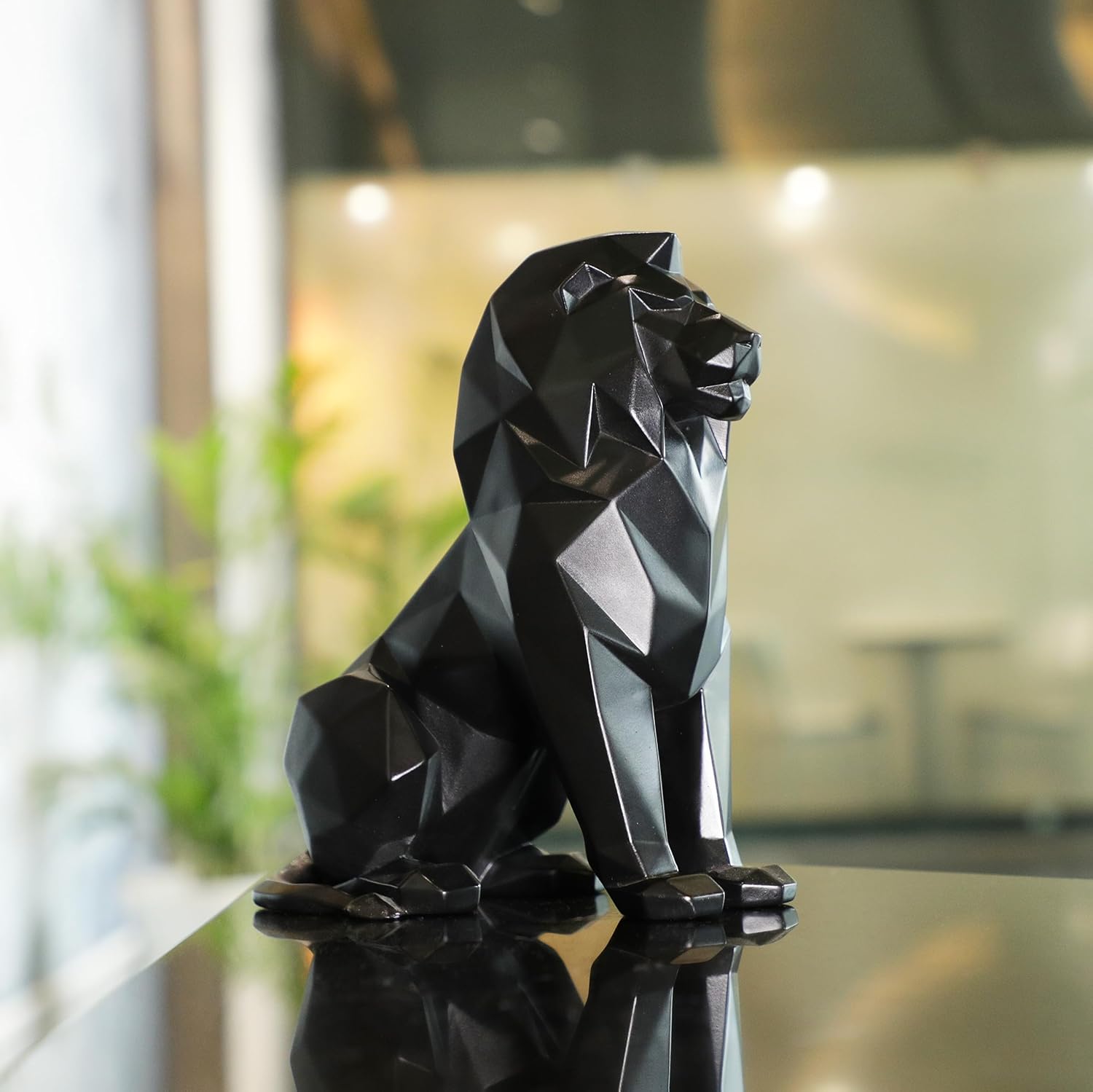 Artarium White Lion Figurine Statue (7.67 Inch), Abstract Geometric Lion Sculpture for Coffee Table, Bookshelf Decor, Living Room & Modern Home Decor